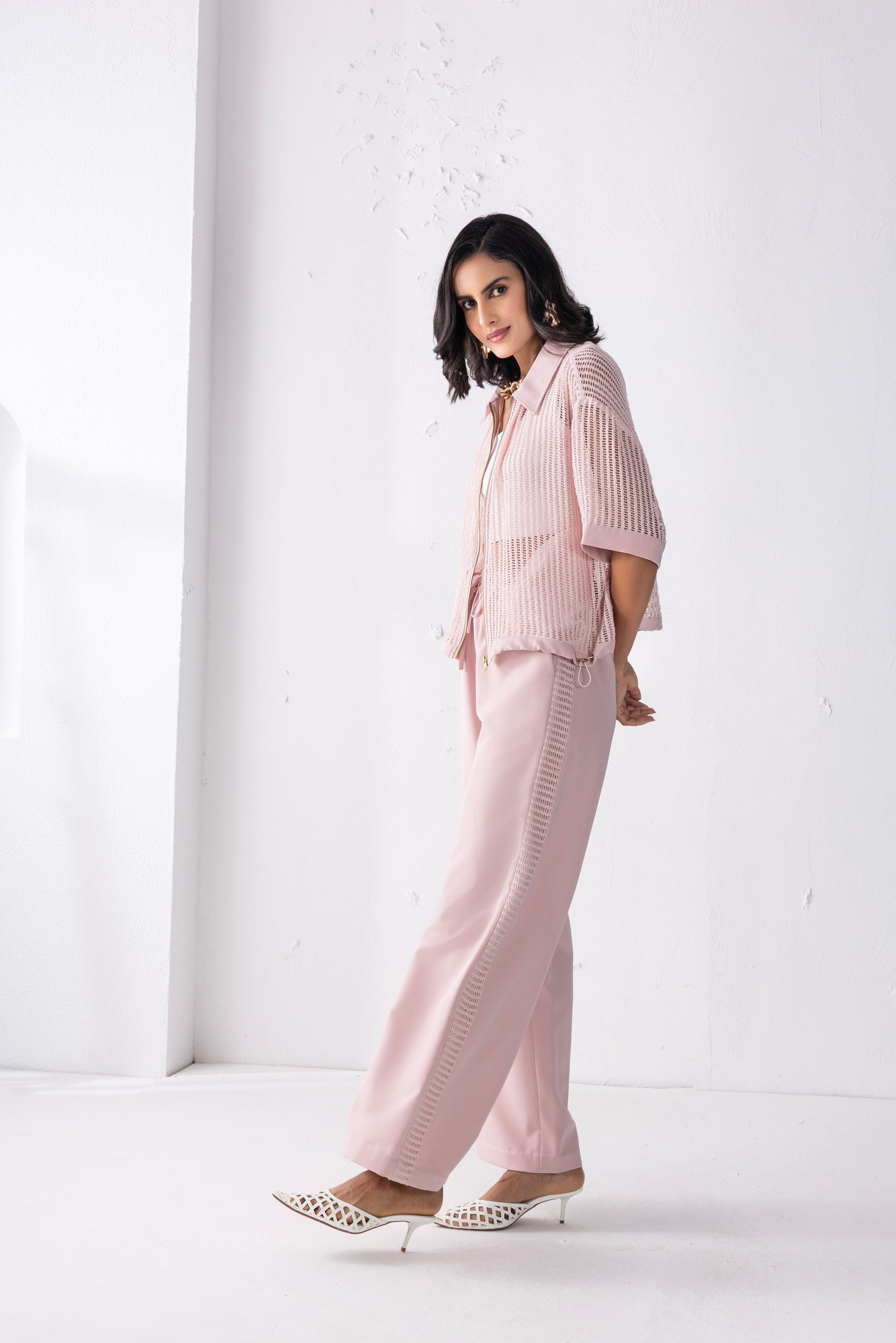 PINK MESHY
