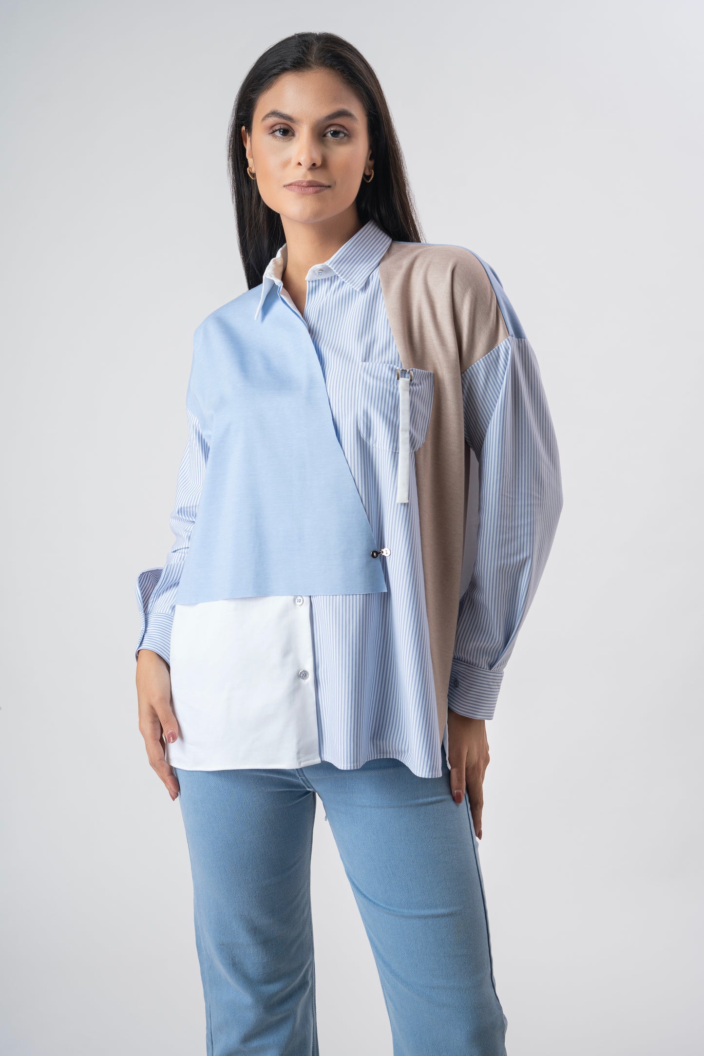 White mixed matrial shirt with flap