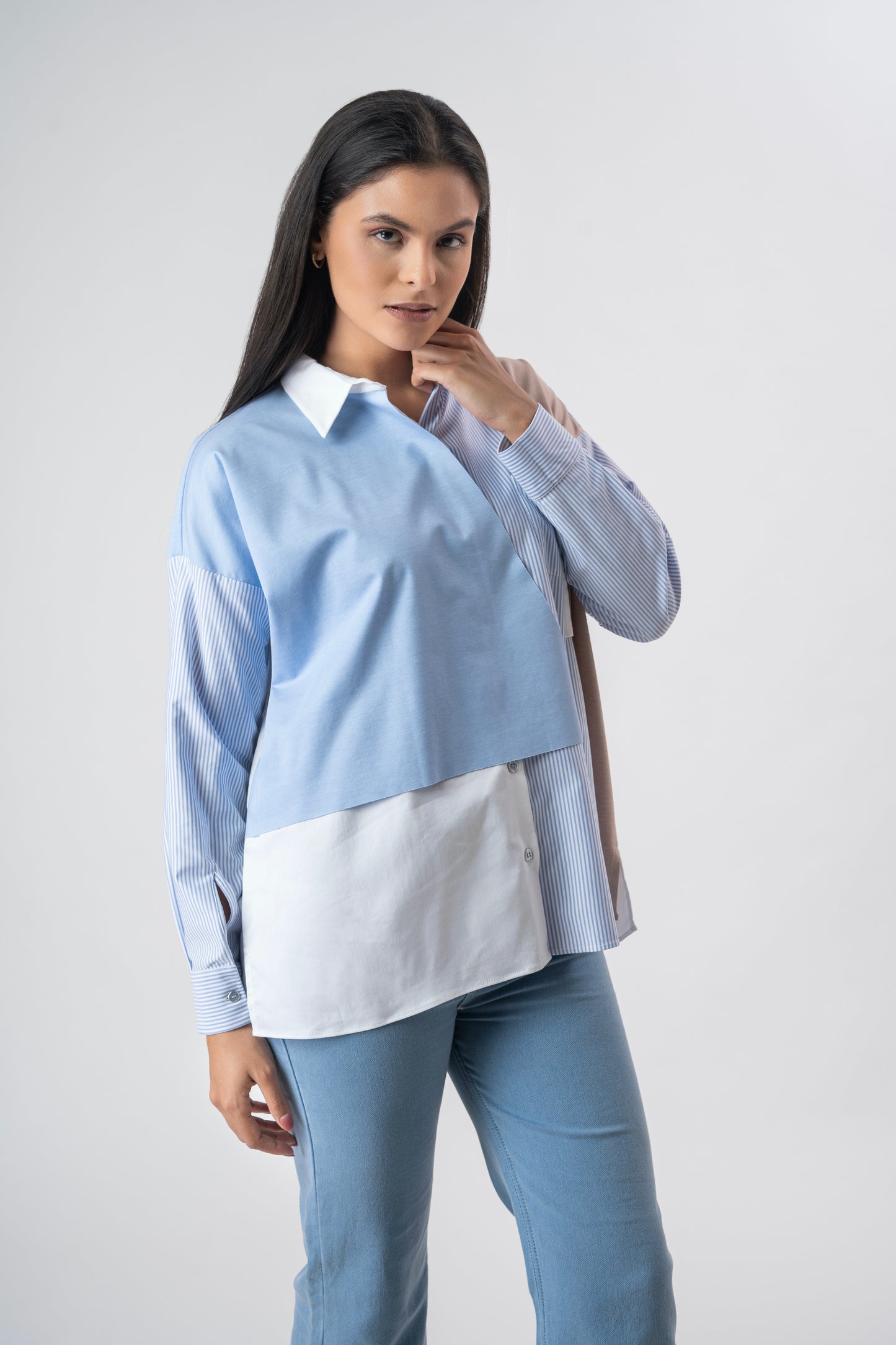 White mixed matrial shirt with flap